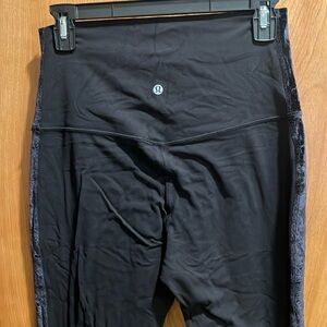 Lululemon yoga pants